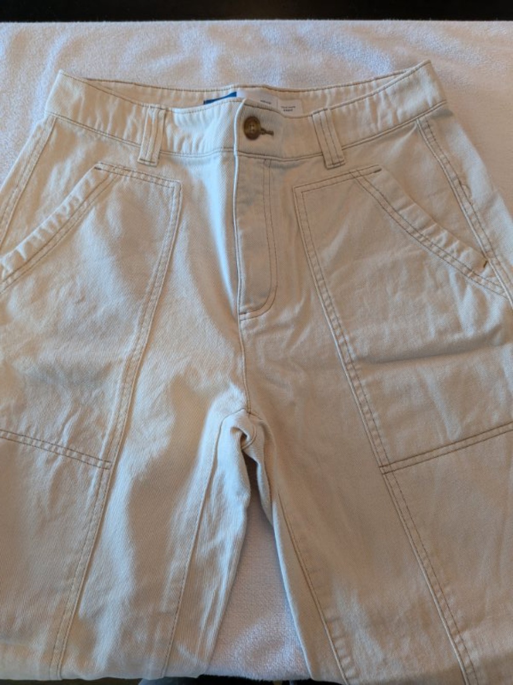 Old Navy Women's Straight Leg Pants in Light Tan